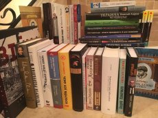 Книжку купити – свято собі зробити! #книжковий_запій Книжку купити – свято собі зробити! #книжковий_запій